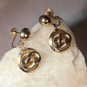 Vintage Gold Tone Drop Dangle Screw Back Earrings - Heavy weight